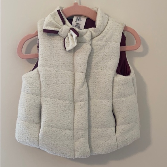 Matching vest and top - Picture 7 of 8